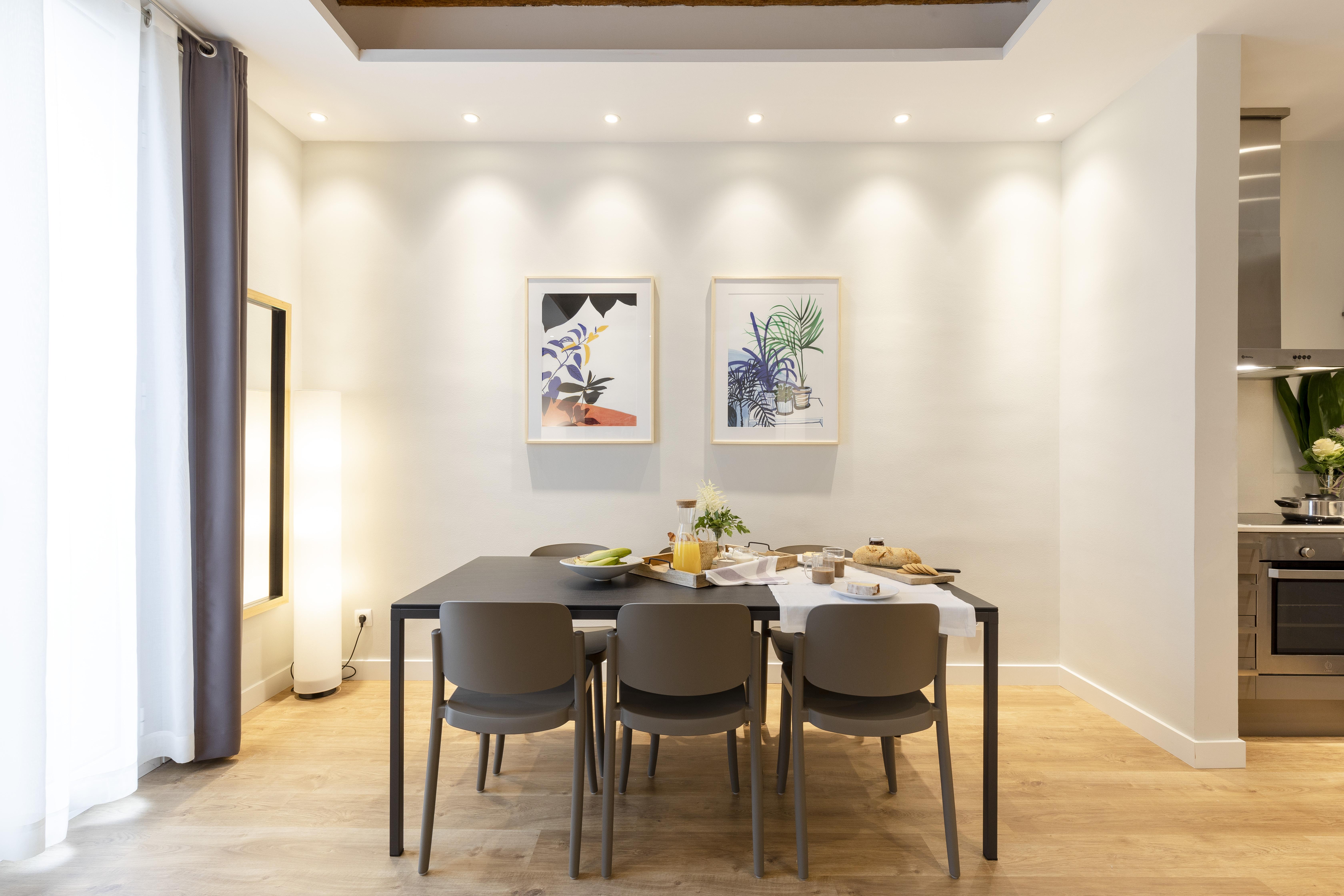 ברצלונה Aspasios Urquinaona Apartments מראה חיצוני תמונה