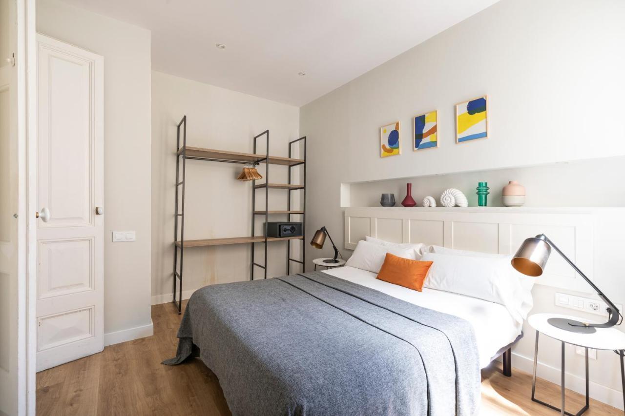 ברצלונה Aspasios Urquinaona Apartments מראה חיצוני תמונה