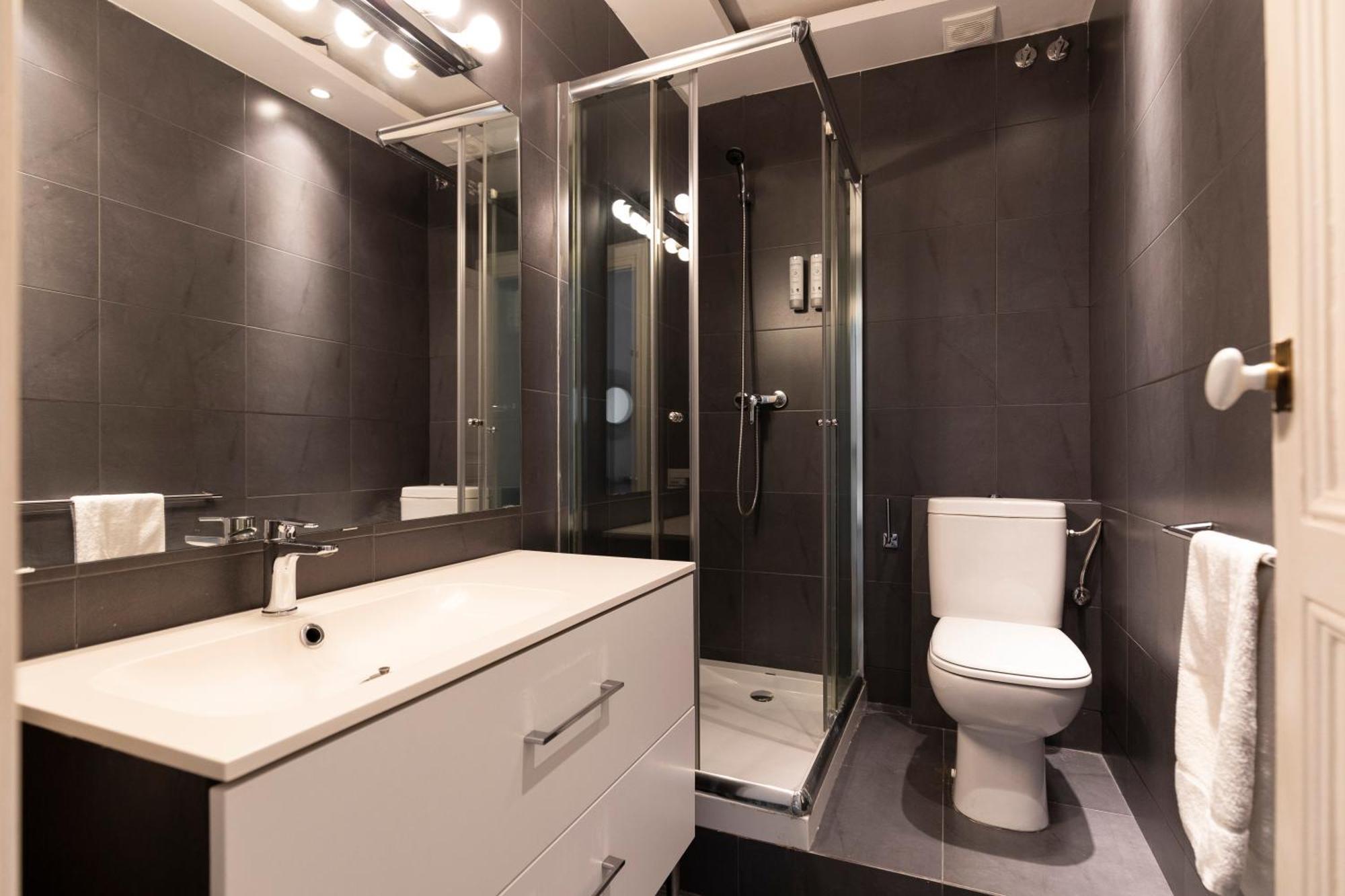 ברצלונה Aspasios Urquinaona Apartments חדר תמונה