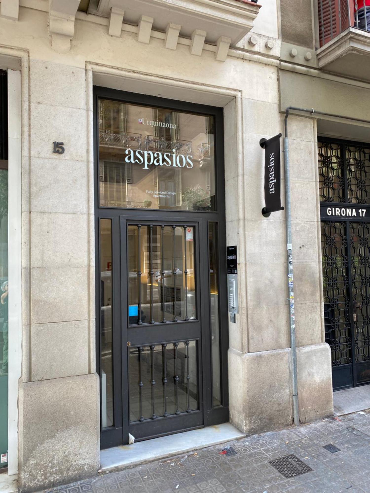 ברצלונה Aspasios Urquinaona Apartments מראה חיצוני תמונה