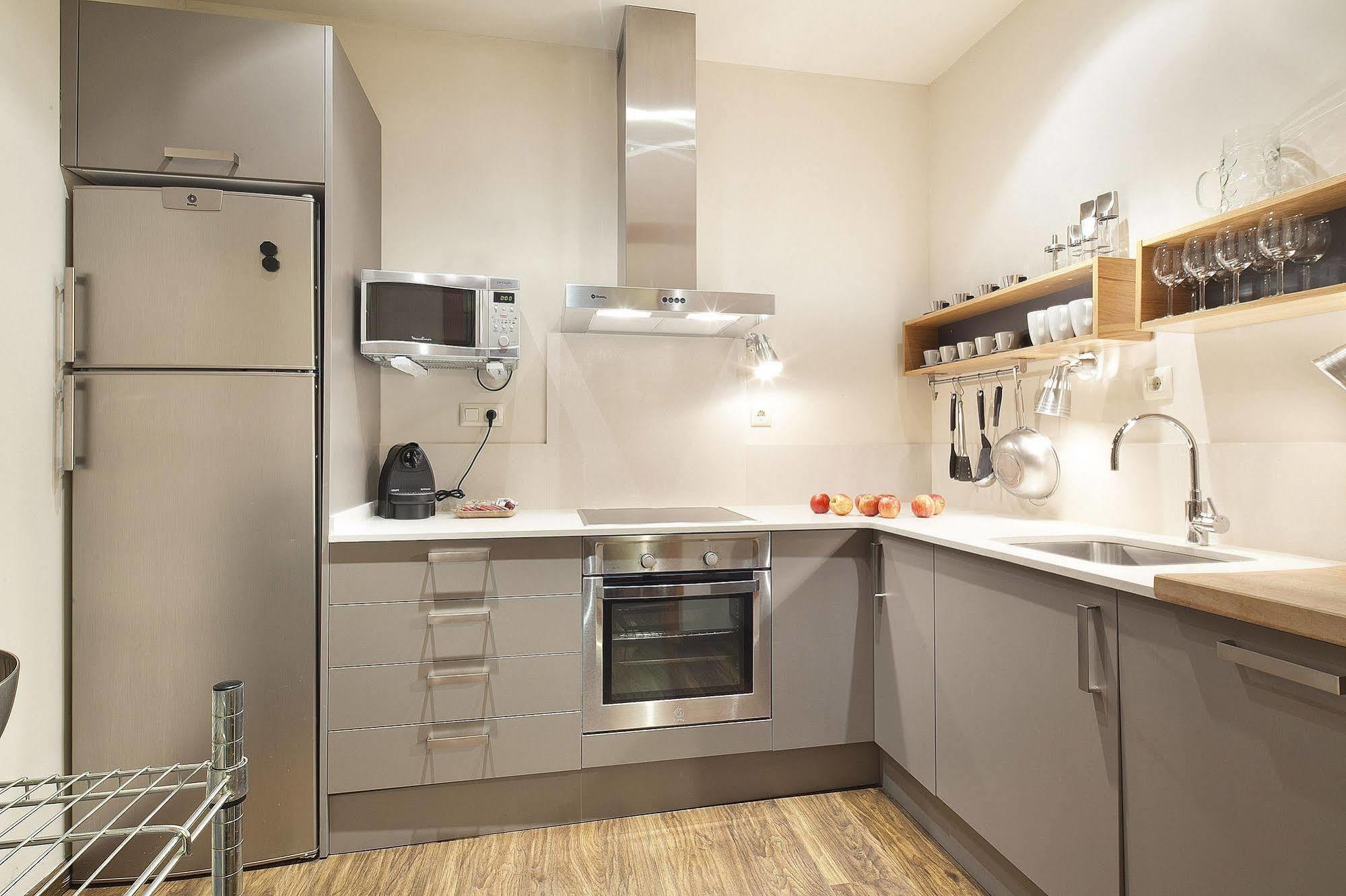 ברצלונה Aspasios Urquinaona Apartments מראה חיצוני תמונה