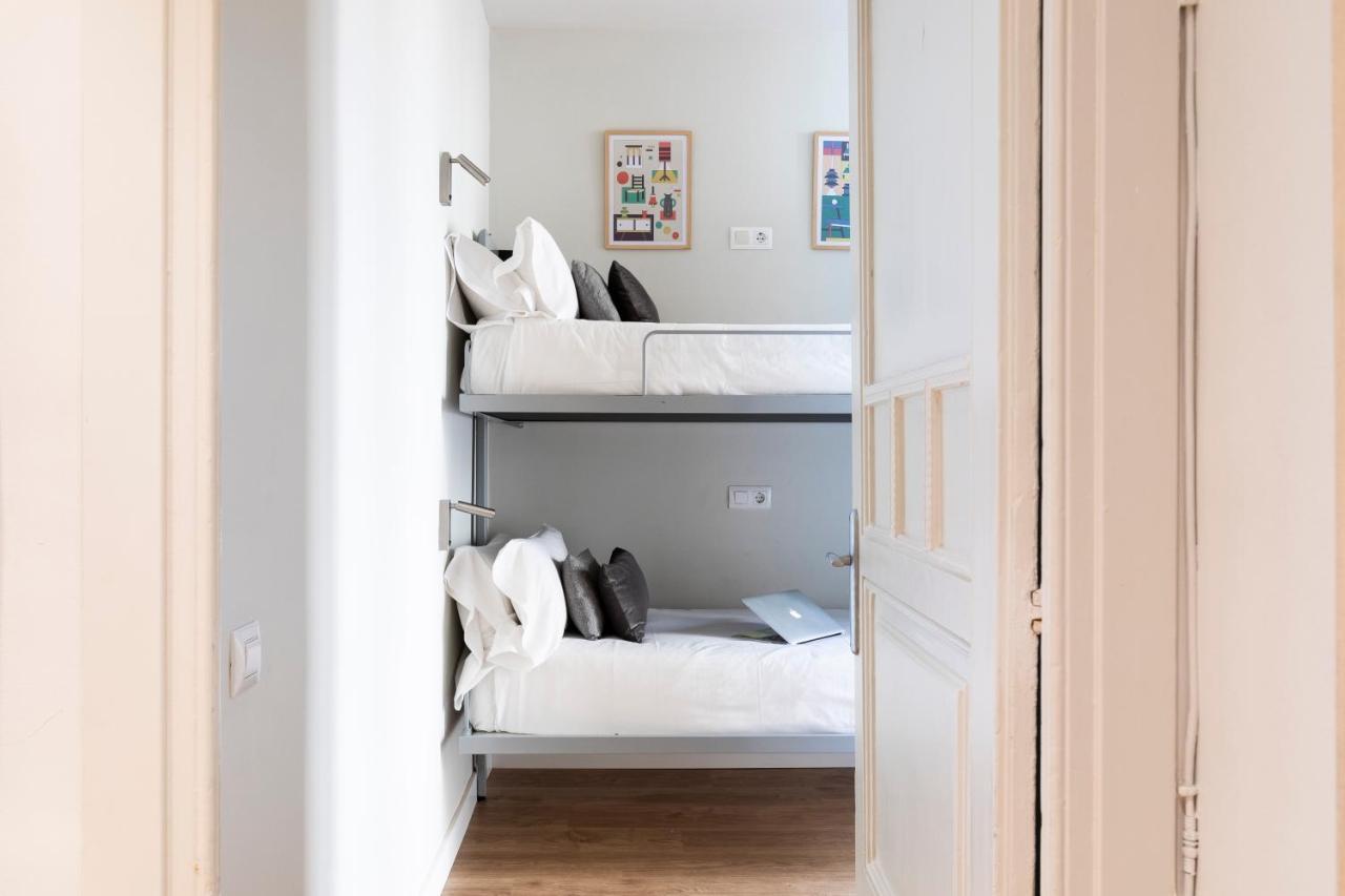 ברצלונה Aspasios Urquinaona Apartments מראה חיצוני תמונה
